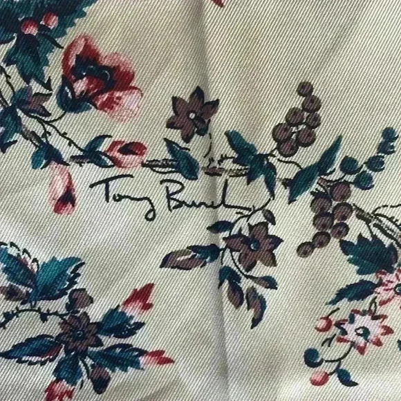 Tory Burch Lyonnaise Floral Neckerchief in Lyonnaise (288) NWT - Picture 4 of 6